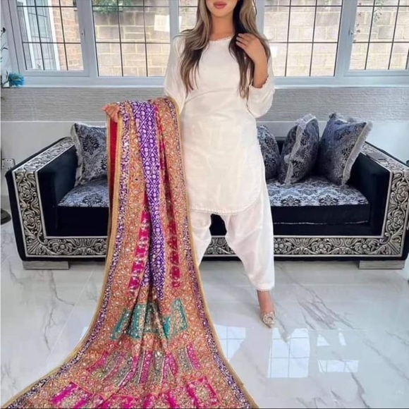 Multicolour Mirror Raw Silk Dupatta - Picture 2 of 3